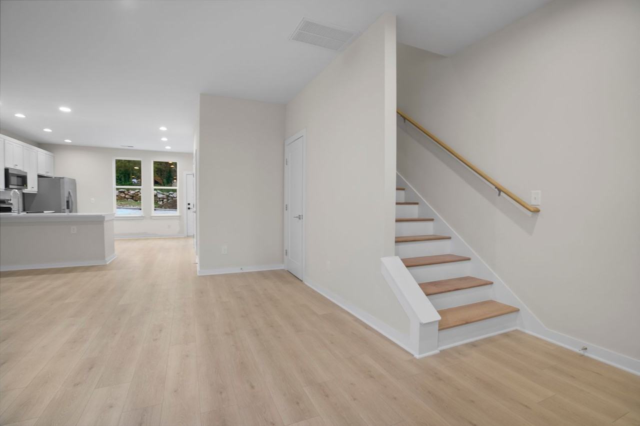 522 Paragon Mills Rd #E - Photo 6 of 21