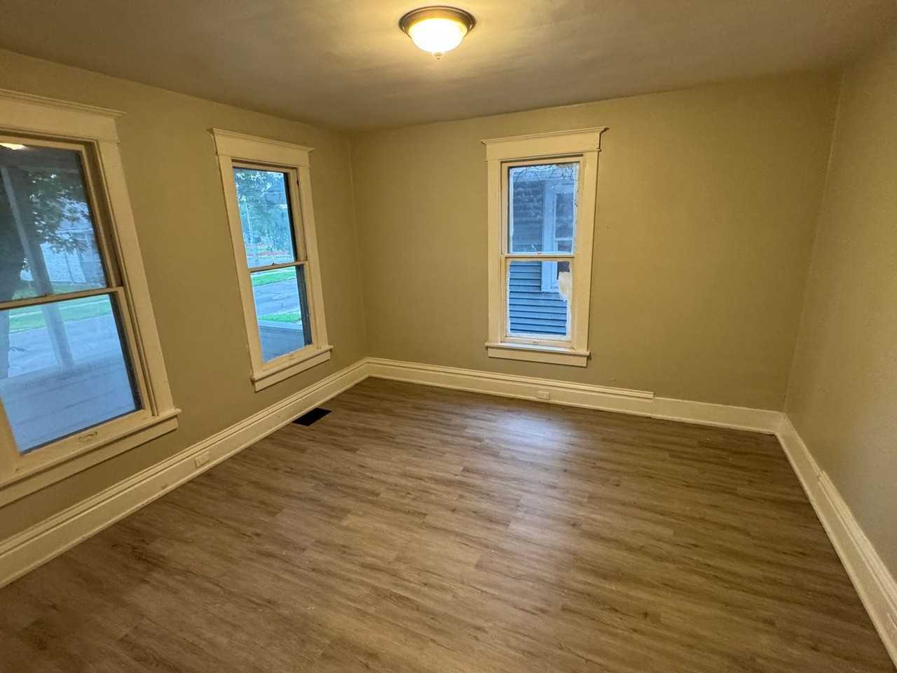 315 W Nebraska Ave - Photo 5 of 21