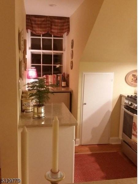 247 Valley Rd - Photo 7 of 15