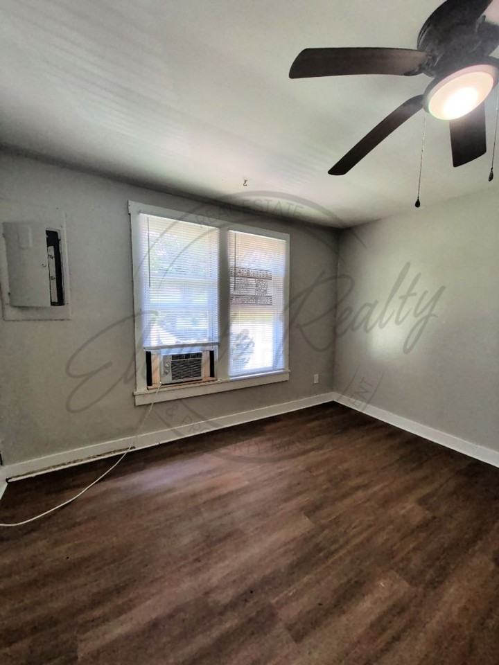 1282 Carolina Ave #B - Photo 4 of 26