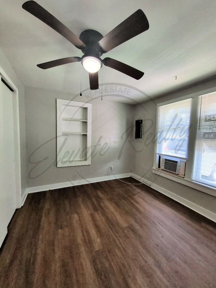 1282 Carolina Ave #B - Photo 5 of 26