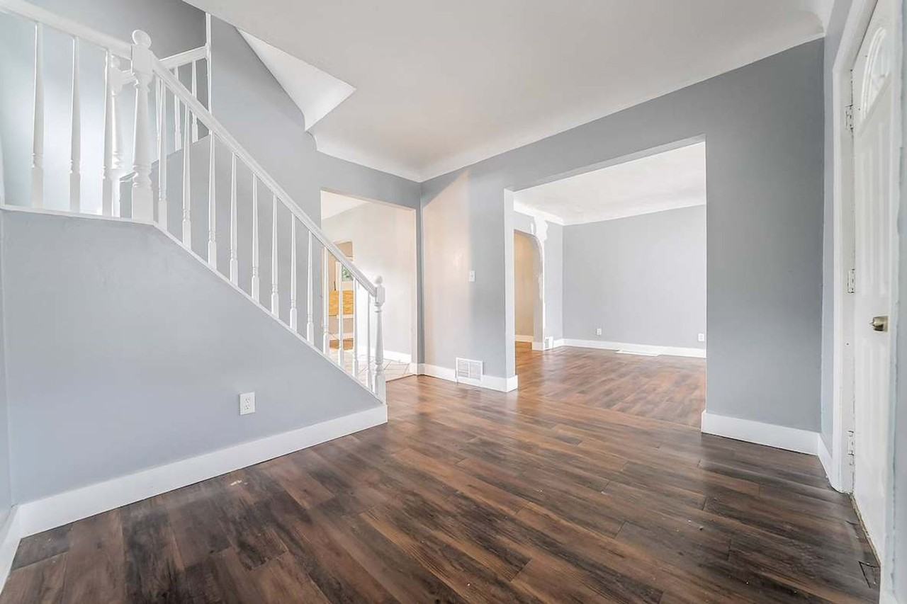 2145 W 100th St - Photo 7 of 41