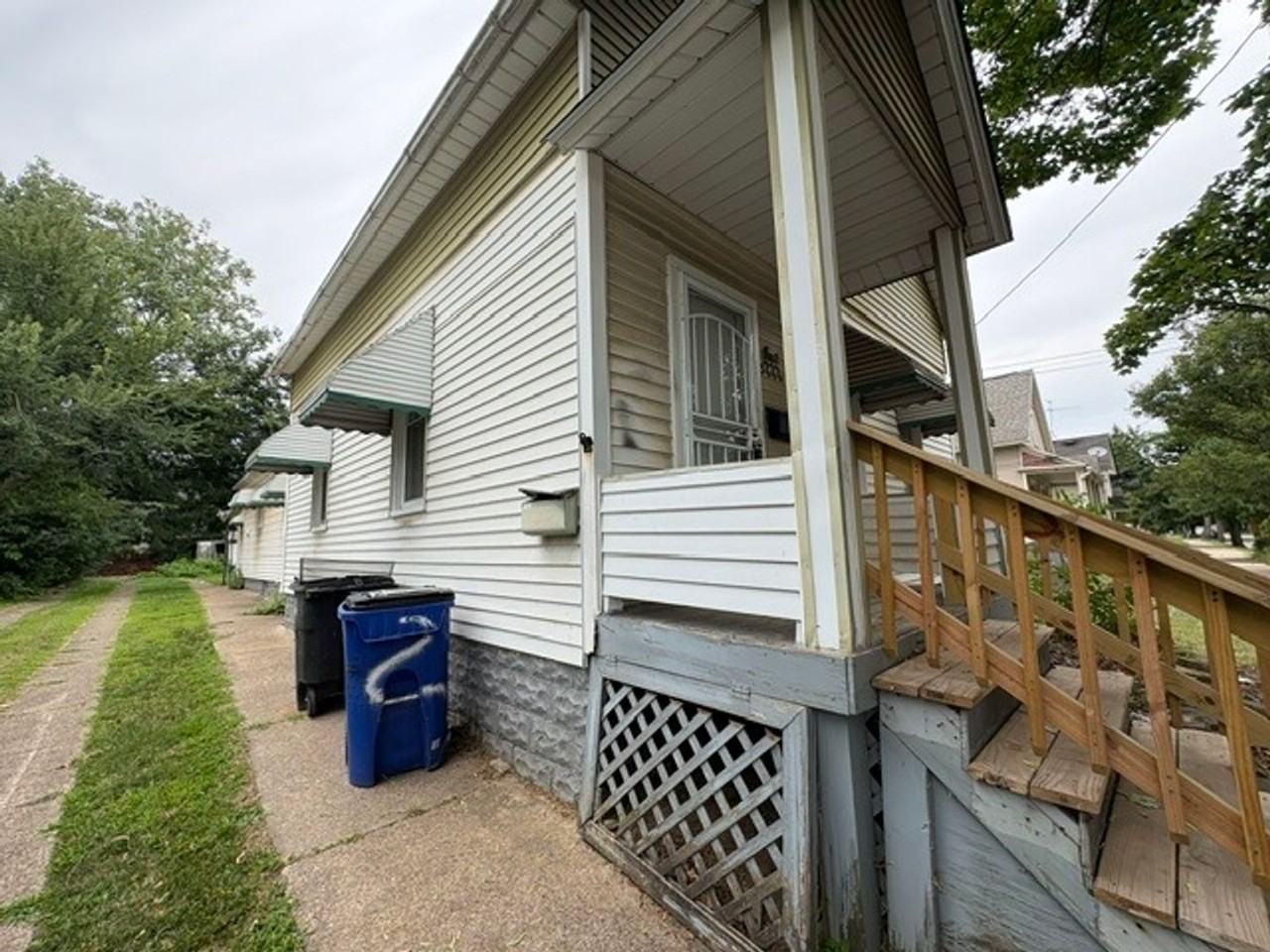 3666 E 57th St - Photo 2 of 15