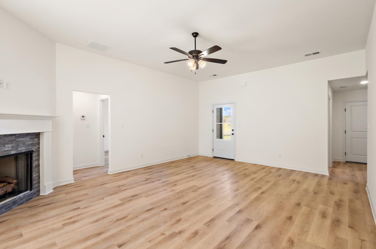 6275 Clover Ct - Photo 6 of 19