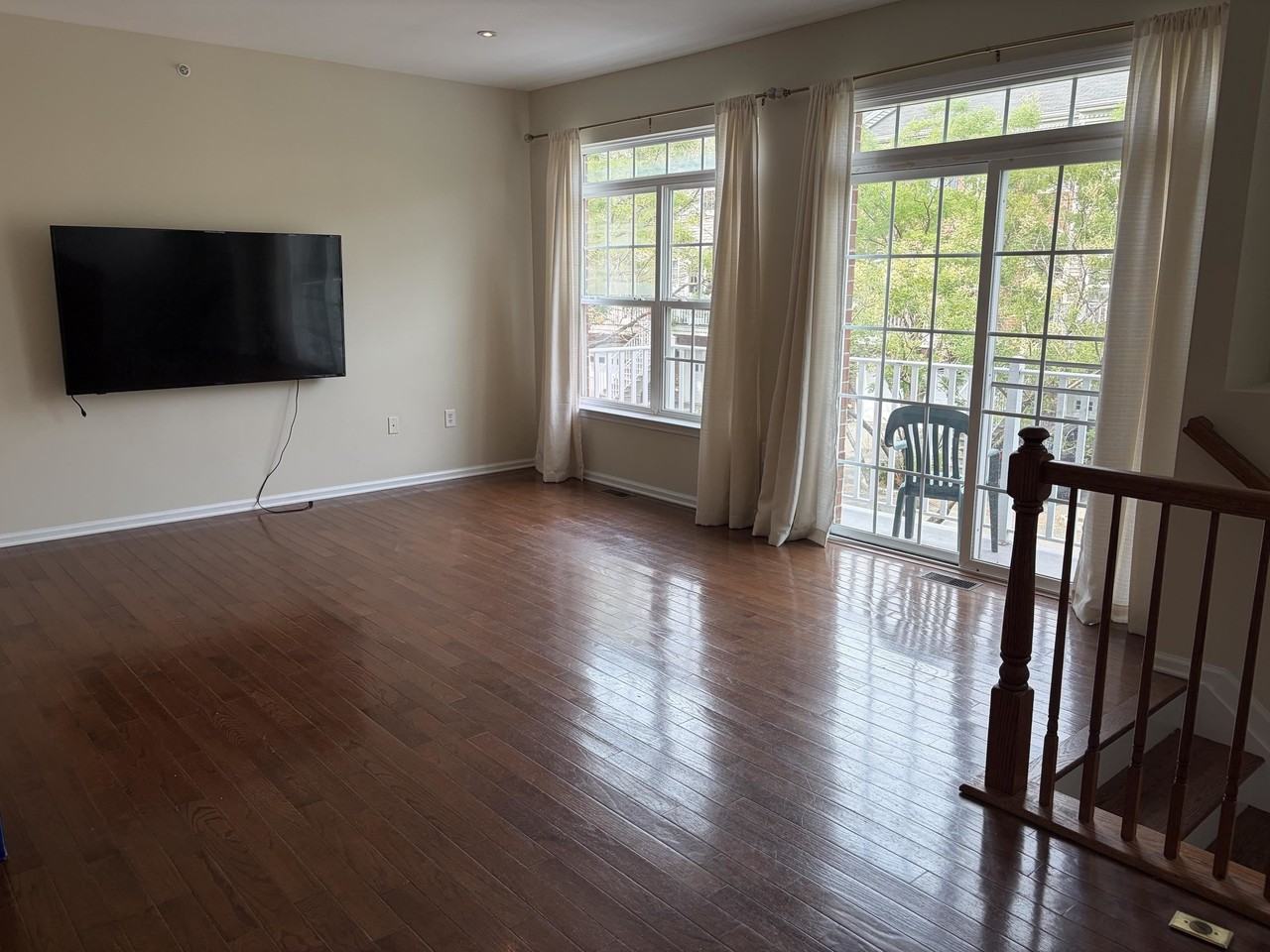 4 Swan Ct - Photo 2 of 7