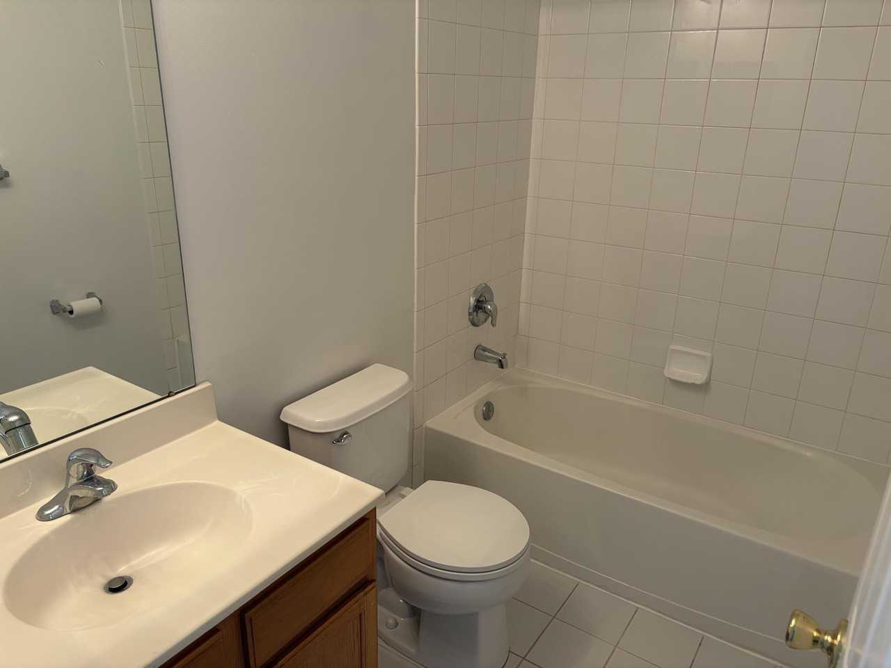4 Swan Ct - Photo 5 of 7