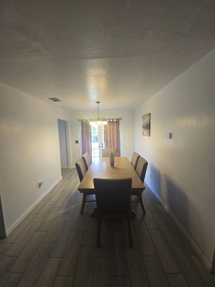 1707 Staunton Ave - Photo 7 of 17