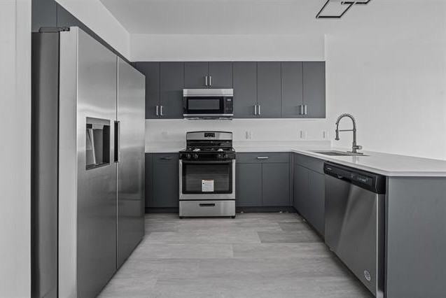 43-45 W 32nd St #406 - Photo 2 of 9