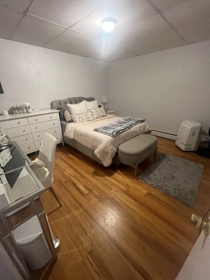258 1st St #2 - Photo 6 of 6
