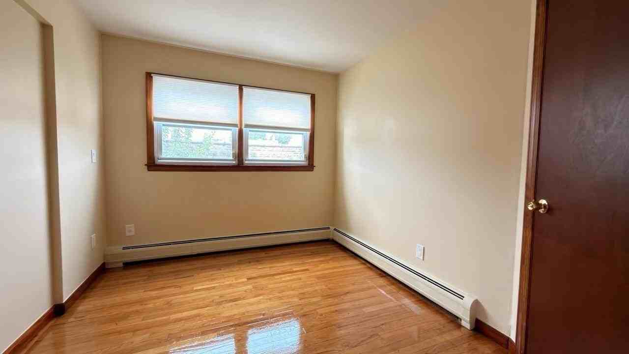 1002 87th St #1 - Photo 6 of 18