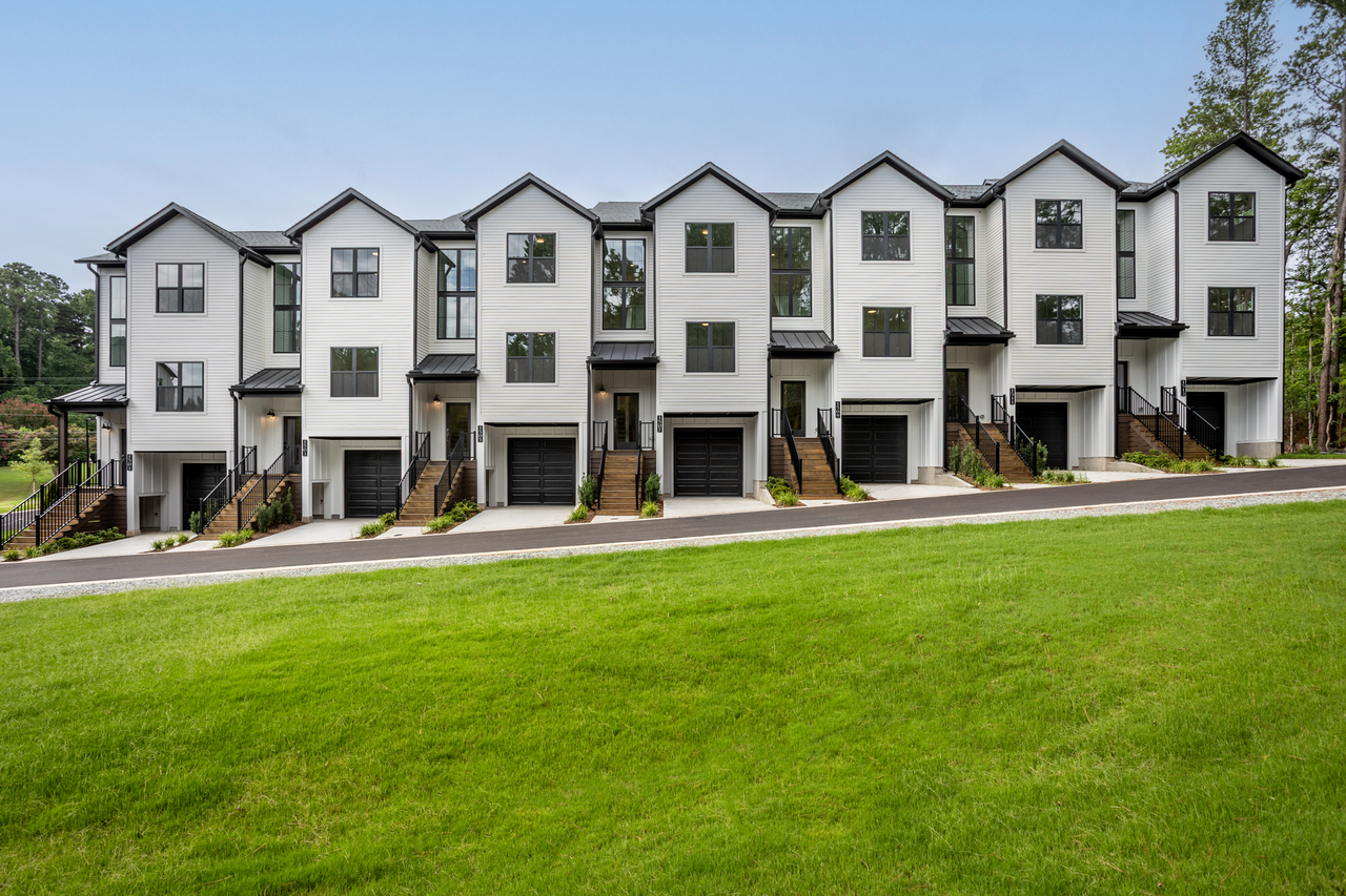 Proximity Pointe Luxury Townhomes - Photo 3 of 45