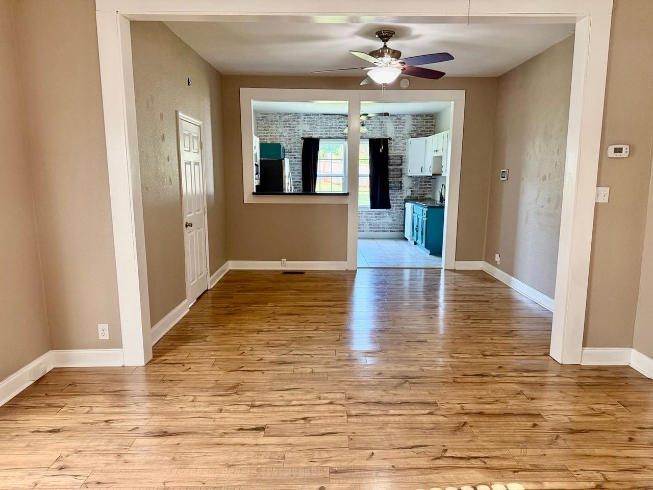 704 Mccaslin Ave - Photo 4 of 12