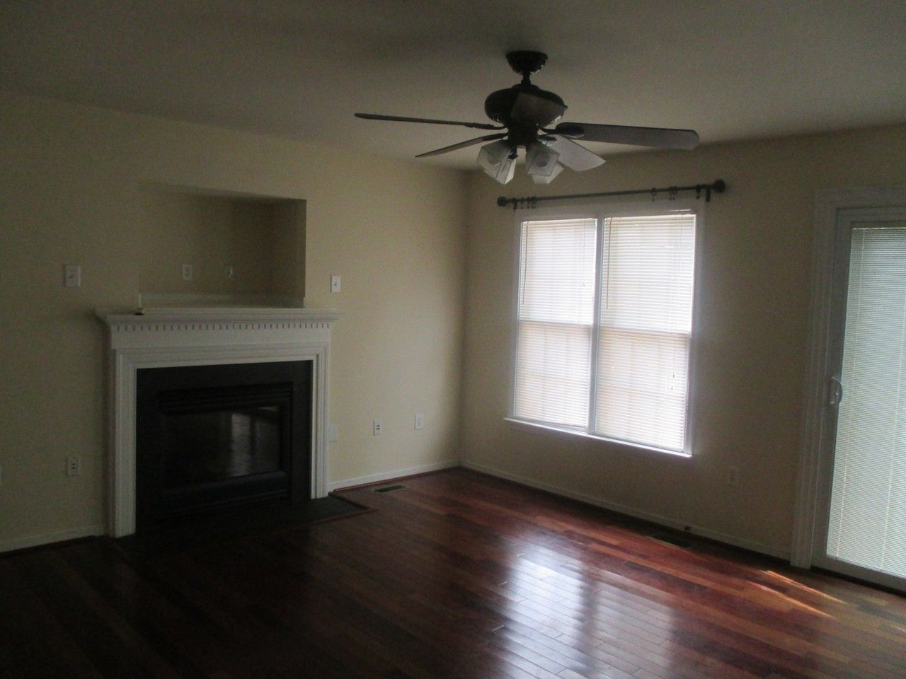 11420 Avery Green Ct - Photo 4 of 19