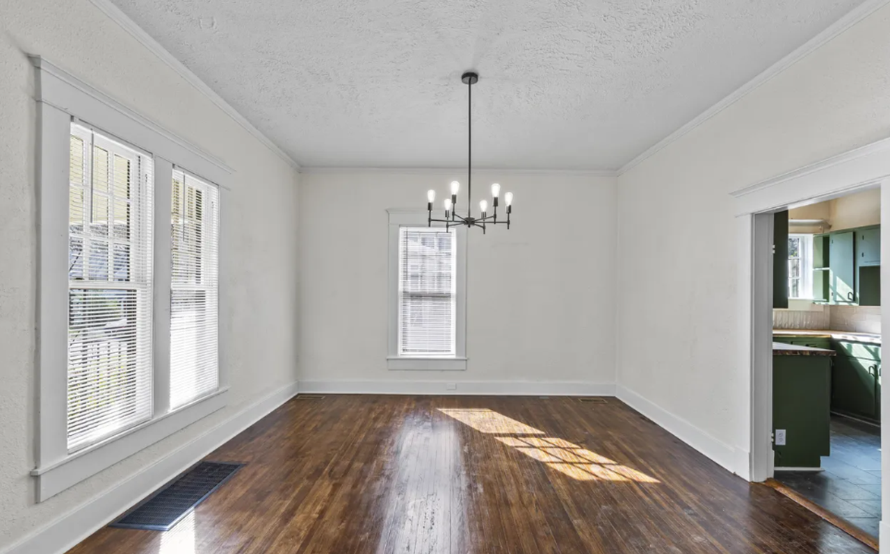 335 Division Ave - Photo 7 of 9