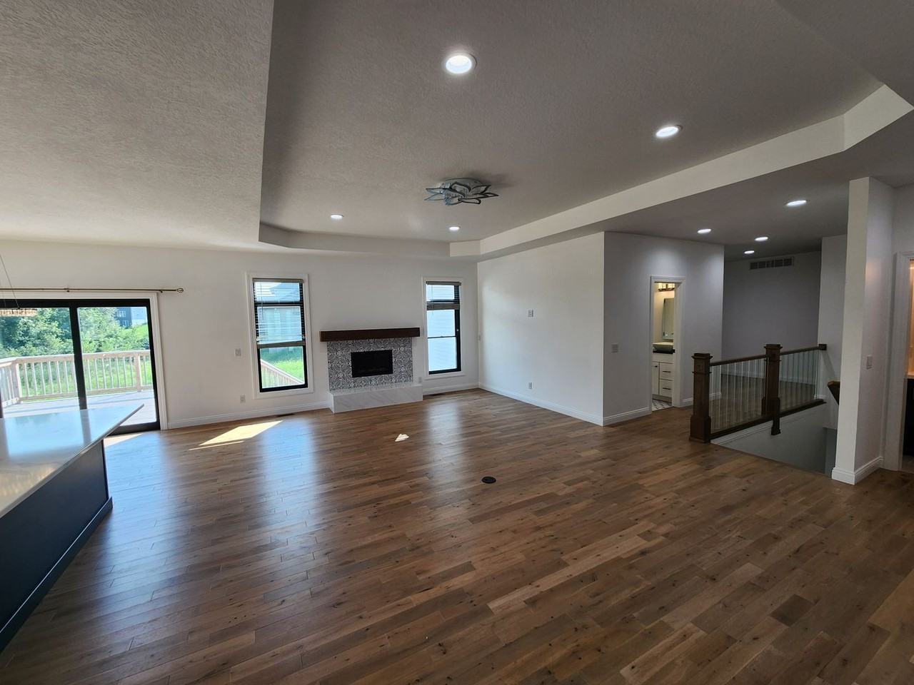 6817 Timber Ct - Photo 4 of 44