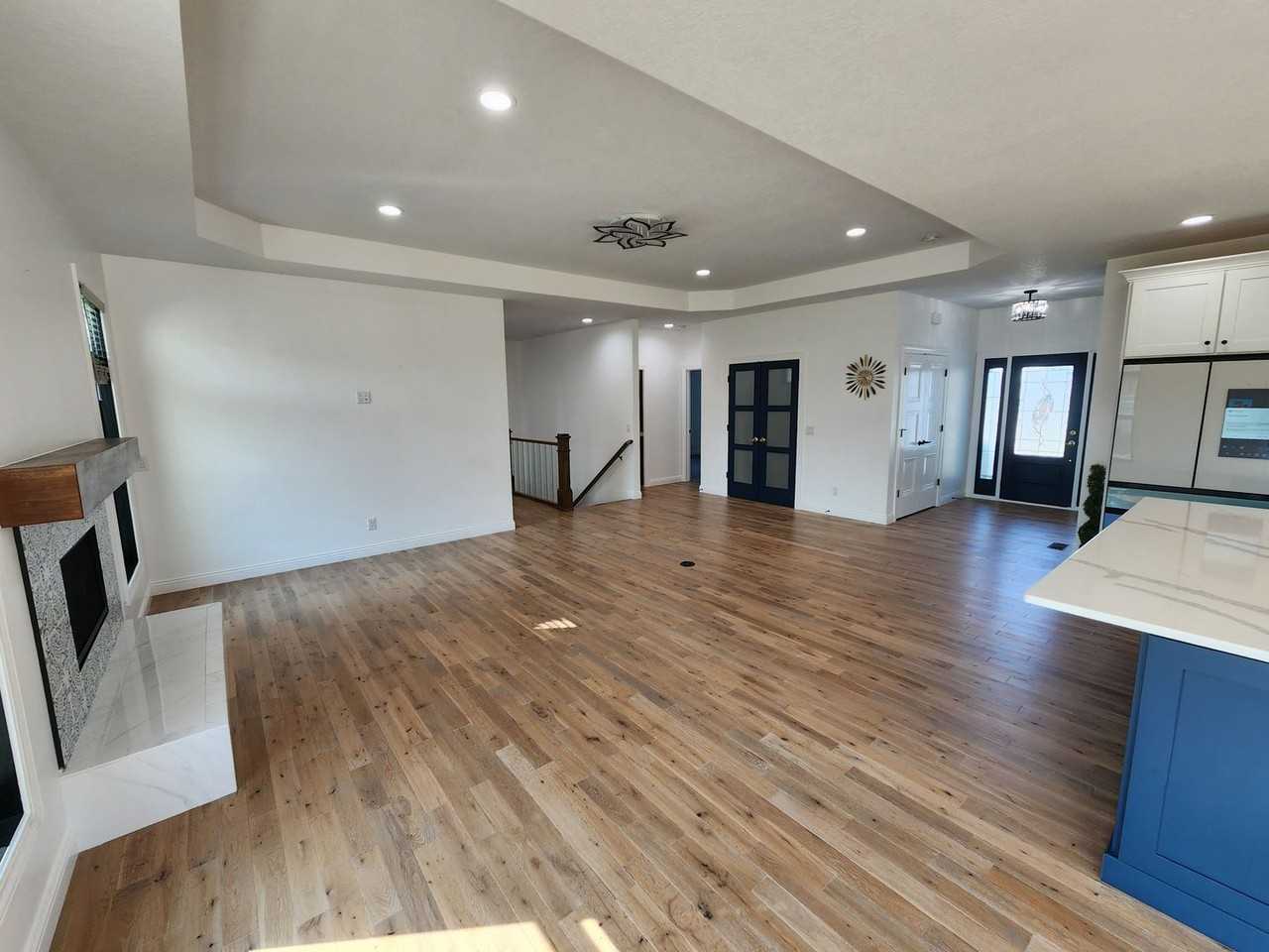 6817 Timber Ct - Photo 5 of 44
