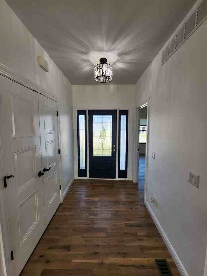 6817 Timber Ct - Photo 7 of 44