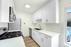 1010 Pico Blvd in Santa Monica.  Walk to the beach and Main St! - Photo 1 of 1