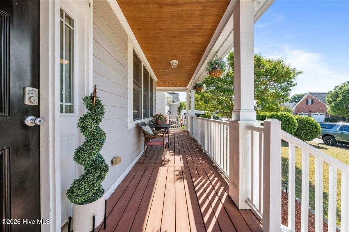2708 Plum Ridge Rd - Photo 4 of 27