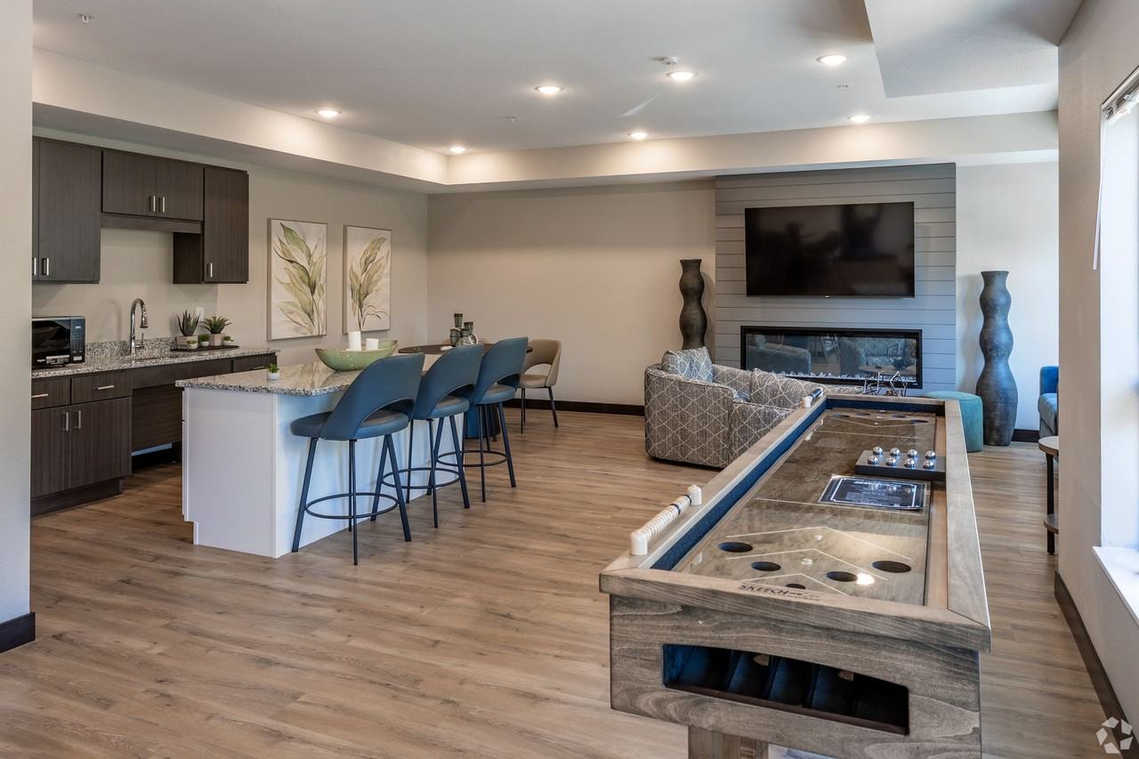 Midtown Lofts - Photo 3 of 10