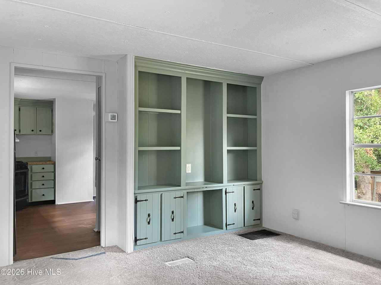3018 Carswell Dr - Photo 3 of 10