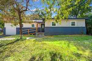 featured image of 2515 Yeager St