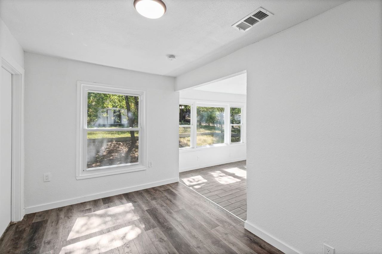 2515 Yeager St - Photo 7 of 25