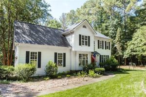 featured image of 2221 Whippoorwill Rd