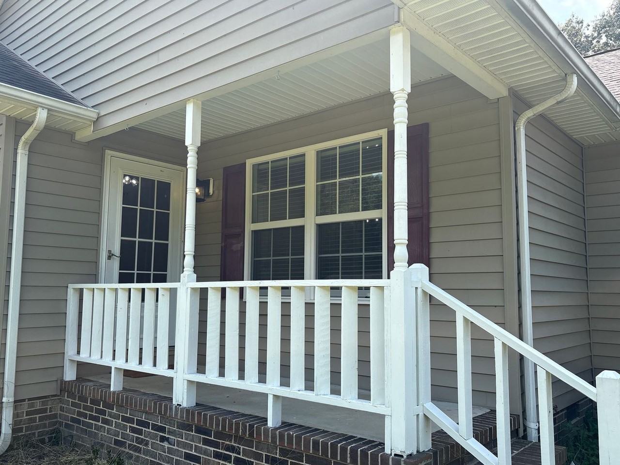 671 Circle Dr - Photo 2 of 31