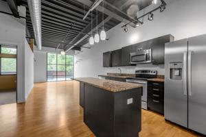 featured image of 350 E Short St #211