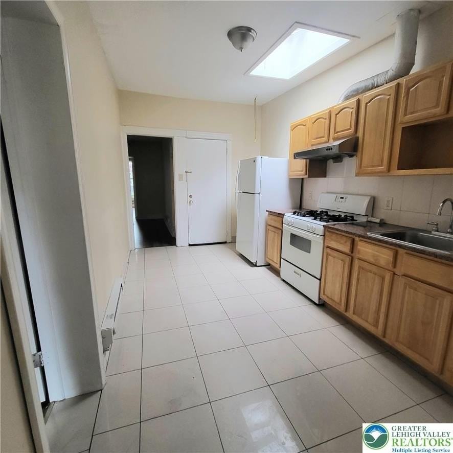 543 N 6th St #2 - Photo 6 of 11