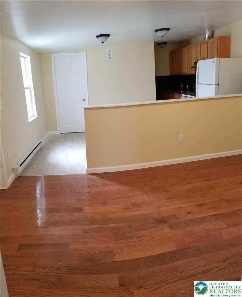102 E Susquehanna St #4 - Photo 5 of 10