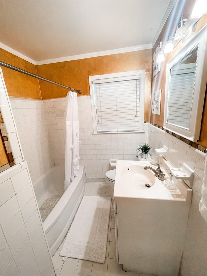 1270 PERKINS TERRACE Rd - Photo 2 of 9