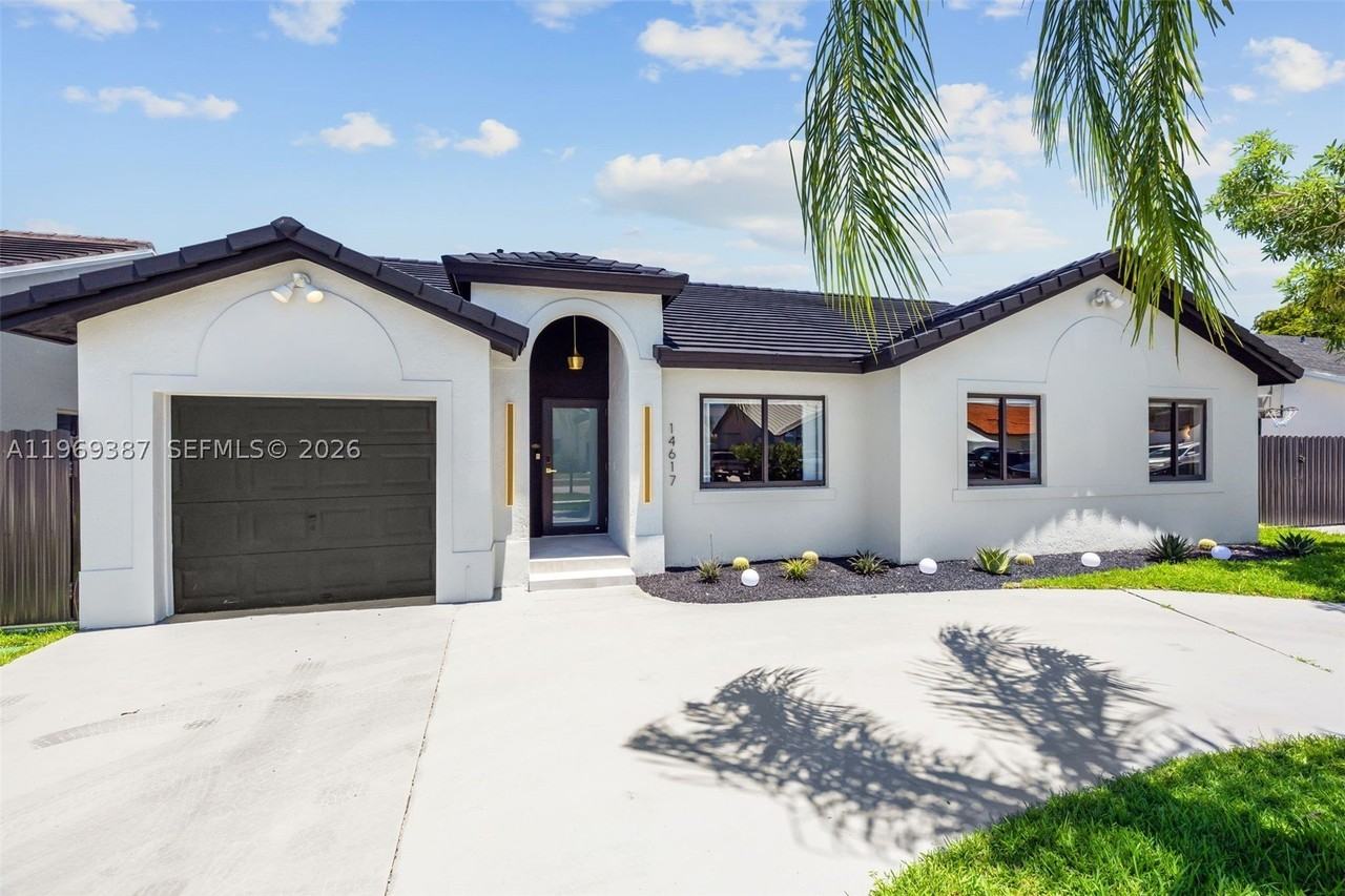 14617 Sw 167th Ter - Photo 6 of 50