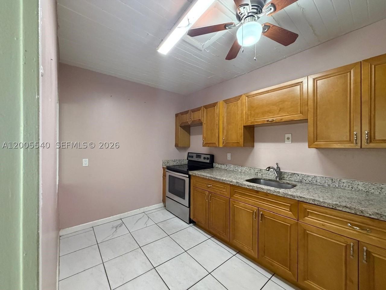 2835 Sw 37th Ct #1 - Photo 7 of 11