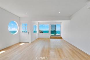 3600 The Strand #D - Photo 1 of 1