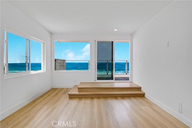 3600 The Strand #D - Photo 2 of 8