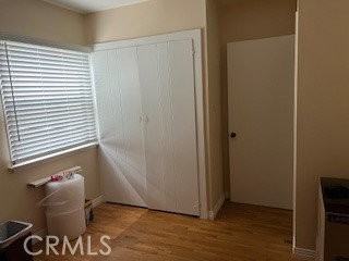 1060 Avenue D - Photo 4 of 8
