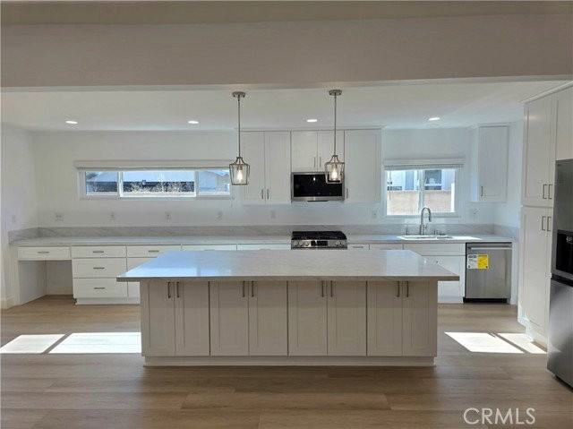 1870 W 180th St - Photo 2 of 7