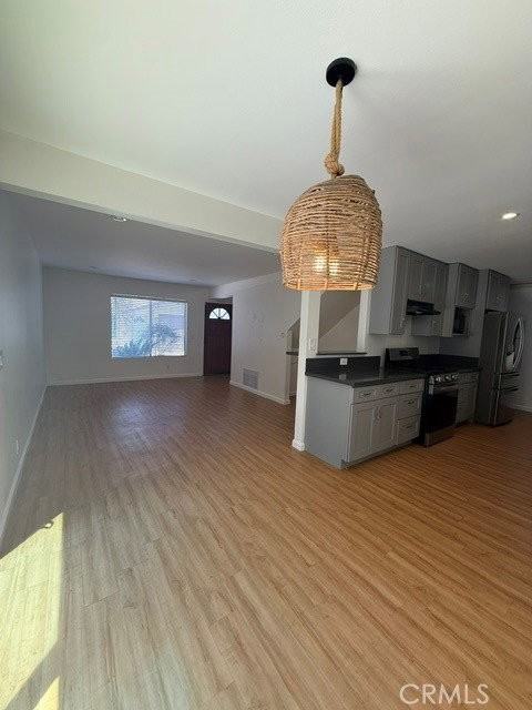125 S Broadway #A - Photo 5 of 8