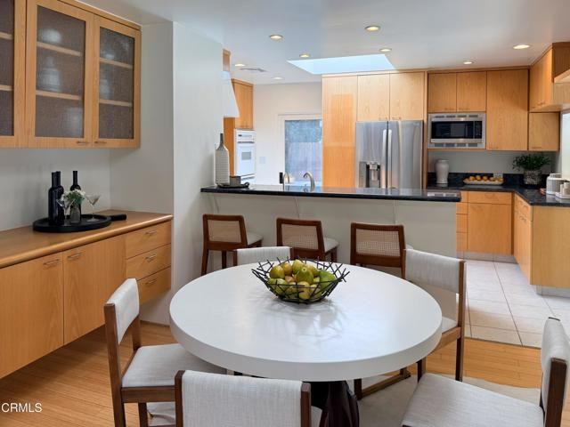 2107 Kress St - Photo 7 of 8