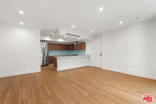1283 Havenhurst Dr #204 - Photo 3 of 8