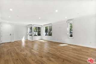 1283 Havenhurst Dr #101 - Photo 7 of 8