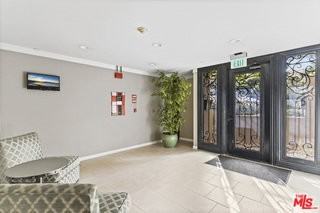 1820 Benecia Ave #402 - Photo 5 of 8