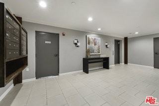1820 Benecia Ave #402 - Photo 7 of 8