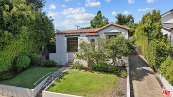 featured image of 2569 Patricia Ave