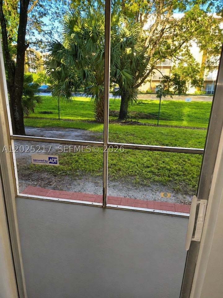 2240 Sw 81st Ave #2240 - Photo 6 of 19