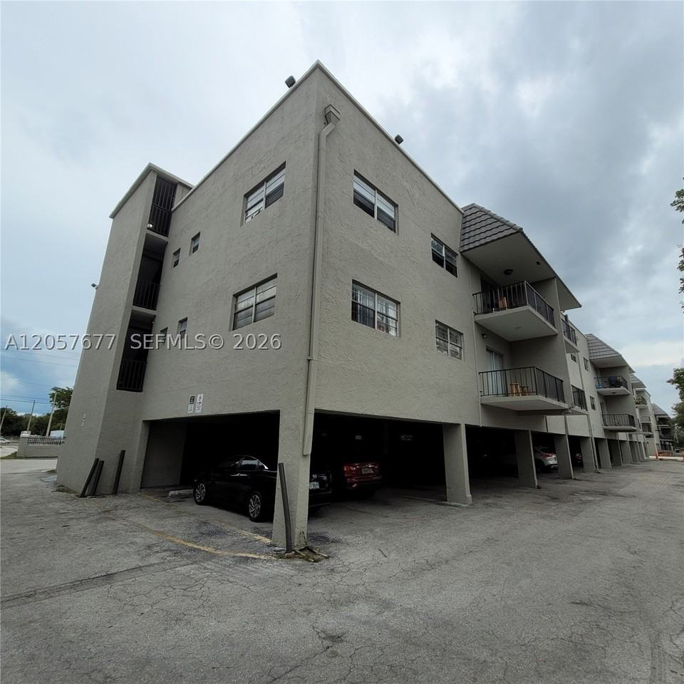 5100 Sw 41st St #319 - Photo 4 of 50