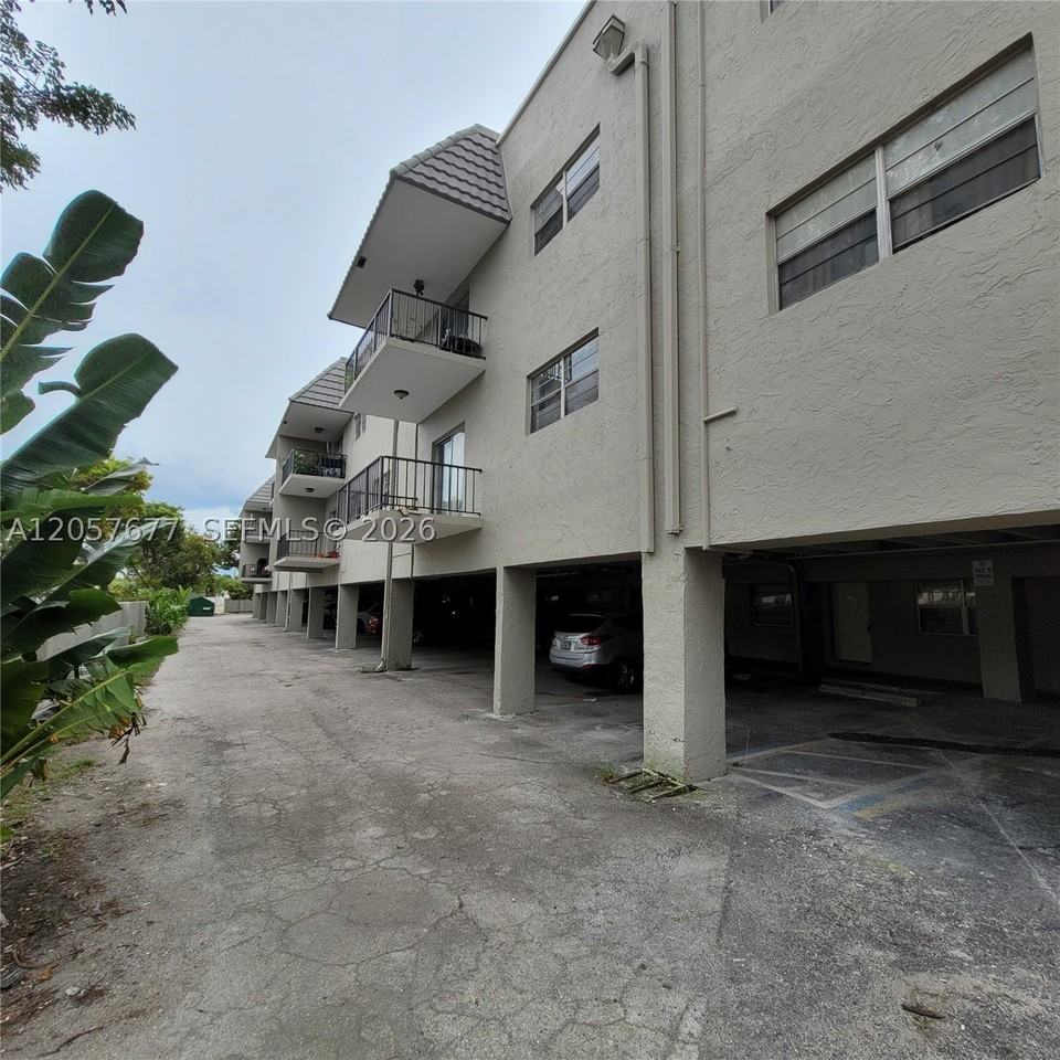 5100 Sw 41st St #319 - Photo 6 of 50