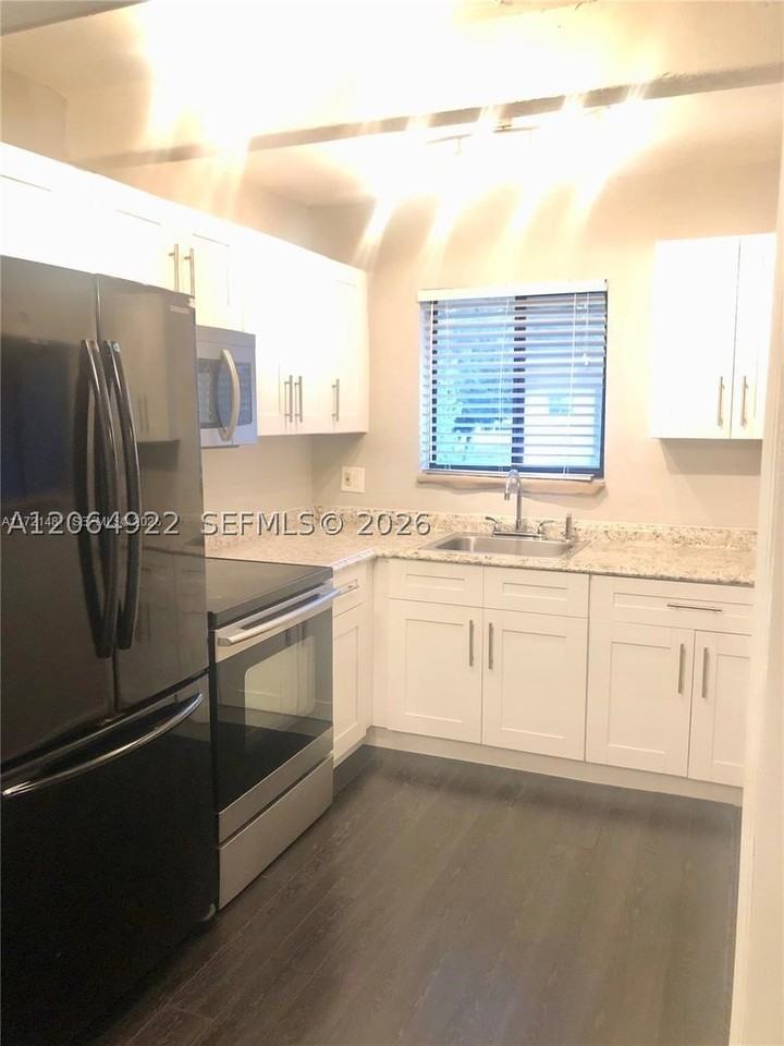1265 S Flagler Ave #217 - Photo 4 of 16